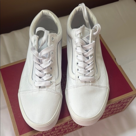 Vans White Old Skool Sneakers with Platform Sole - Picture 7 of 7